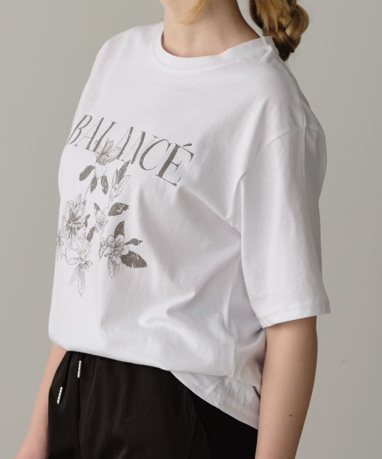 【MIA/ミア】ボタニカルTシャツ