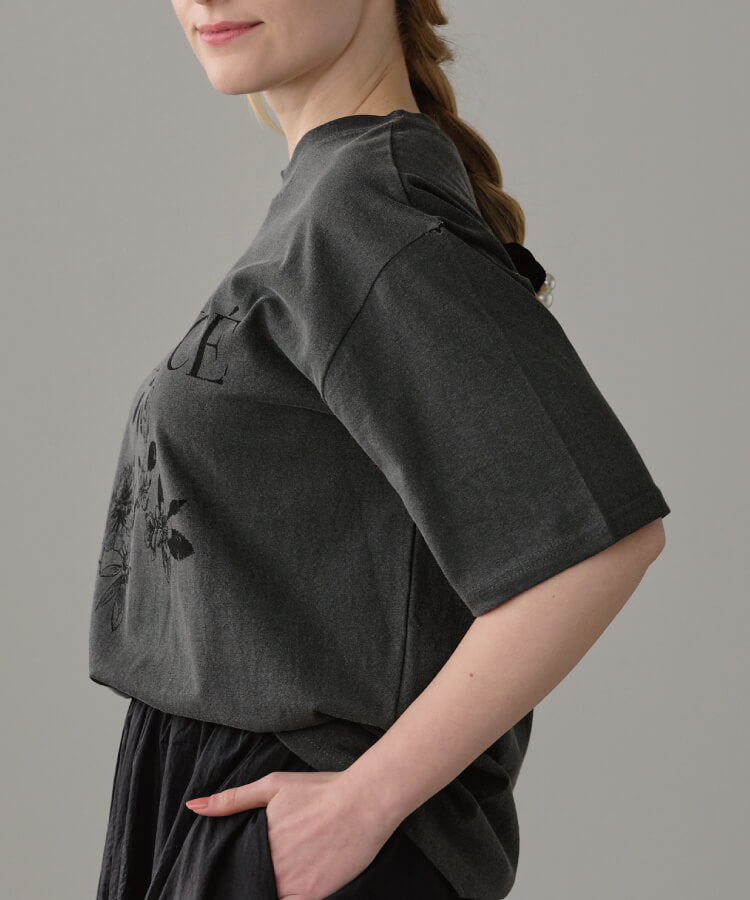 【MIA/ミア】ボタニカルTシャツ