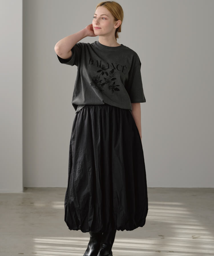 【MIA/ミア】ボタニカルTシャツ