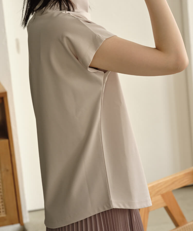 冷感ボトルネックフレンチTシャツ